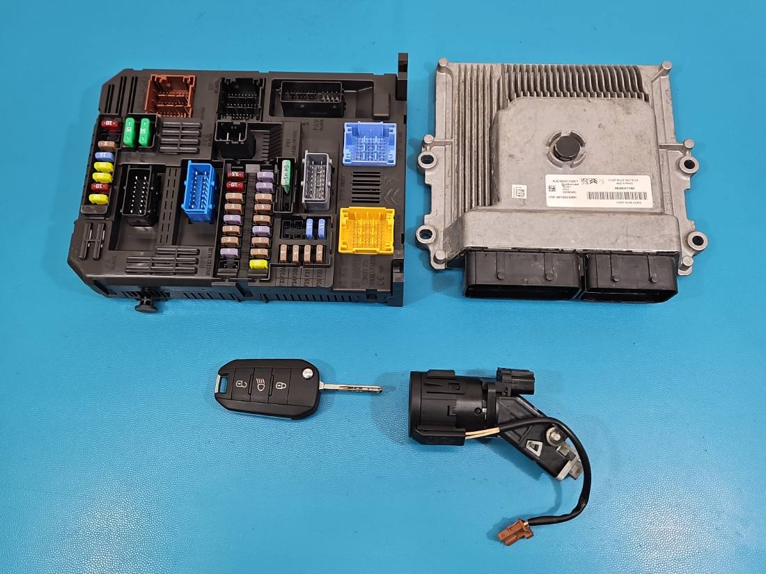 ЕБУ блок управління двигуна Citroen C5 9838397380