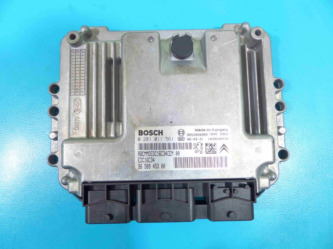 ЕБУ блок управління двигуна Citroen C5 0281011561