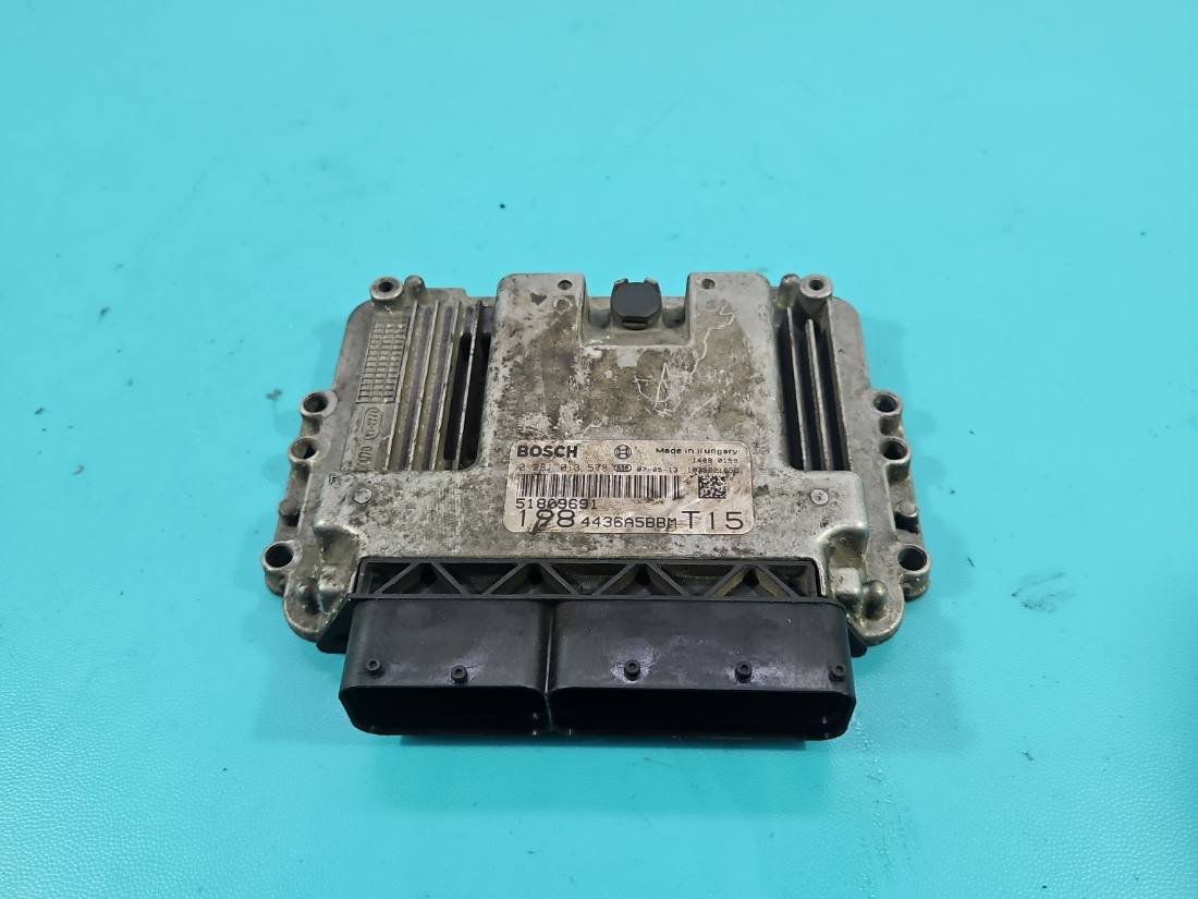ЕБУ блок управління двигуна Fiat Bravo 0281013578