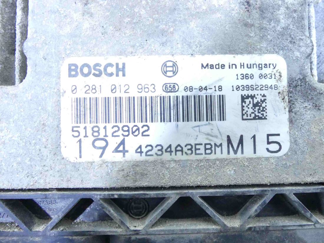 ЕБУ блок управління двигуна Fiat Croma 0281012963 — фото деталі 2