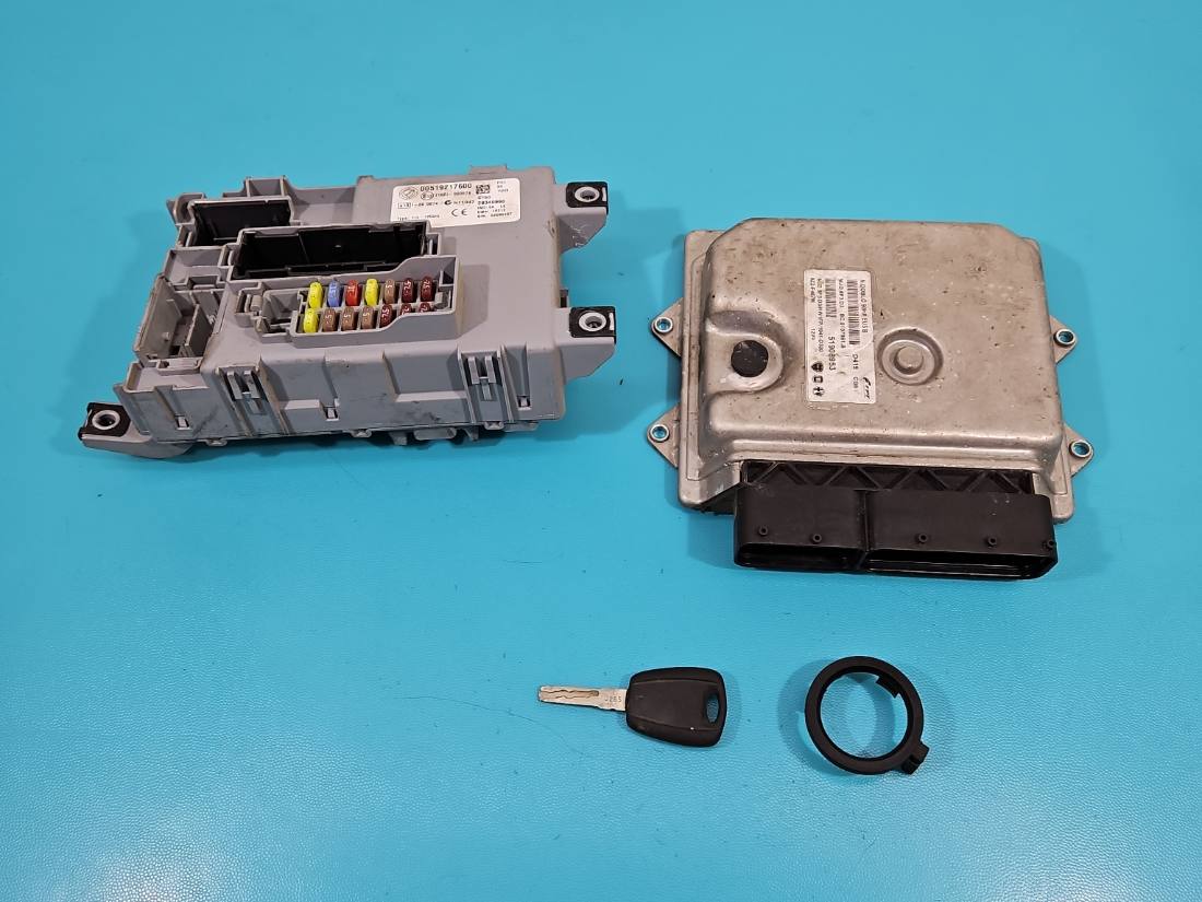 ЕБУ блок управління двигуна Fiat Doblo 51908953