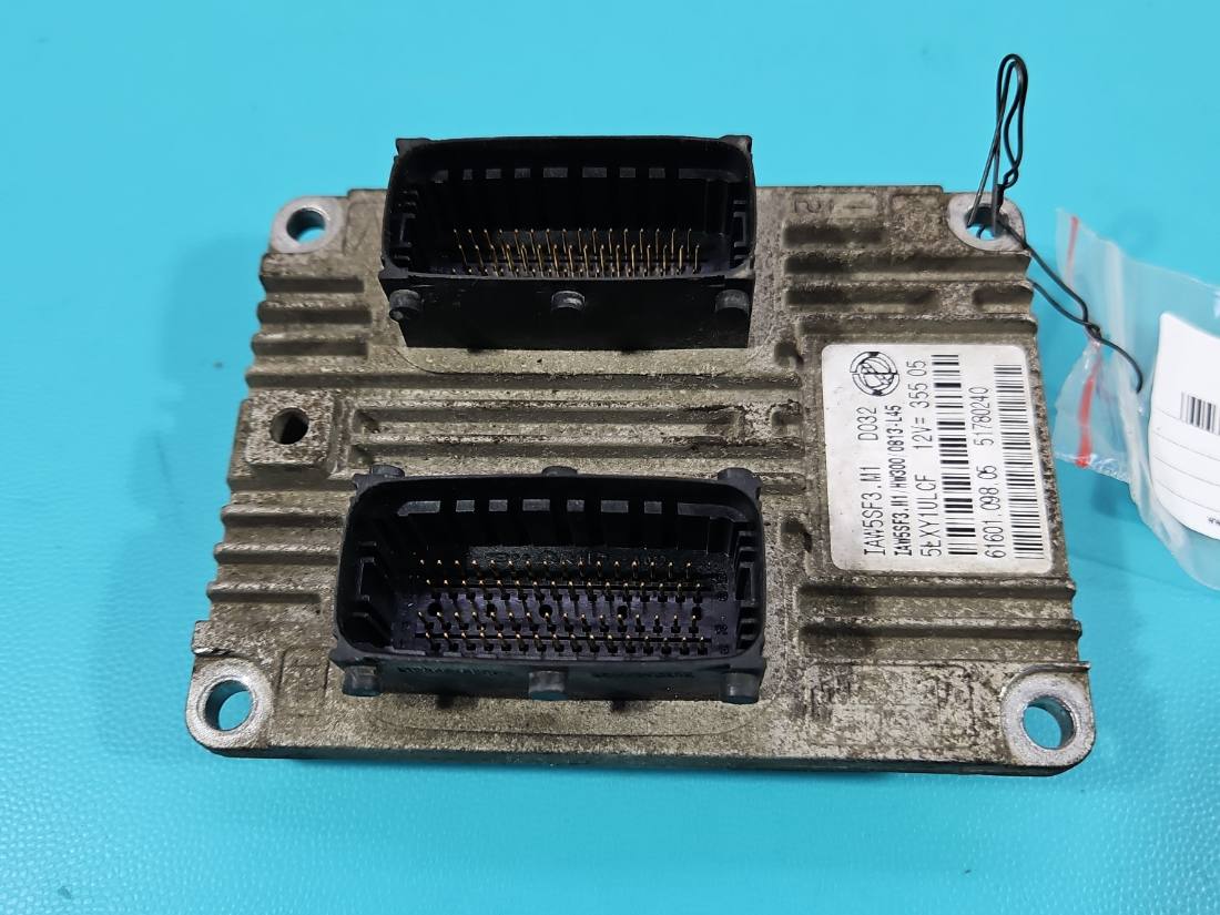 ЕБУ блок управління двигуна Fiat Punto 51780240