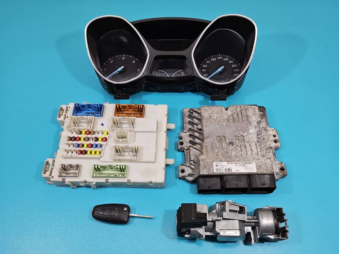 ЕБУ блок управління двигуна Ford Focus S180133010