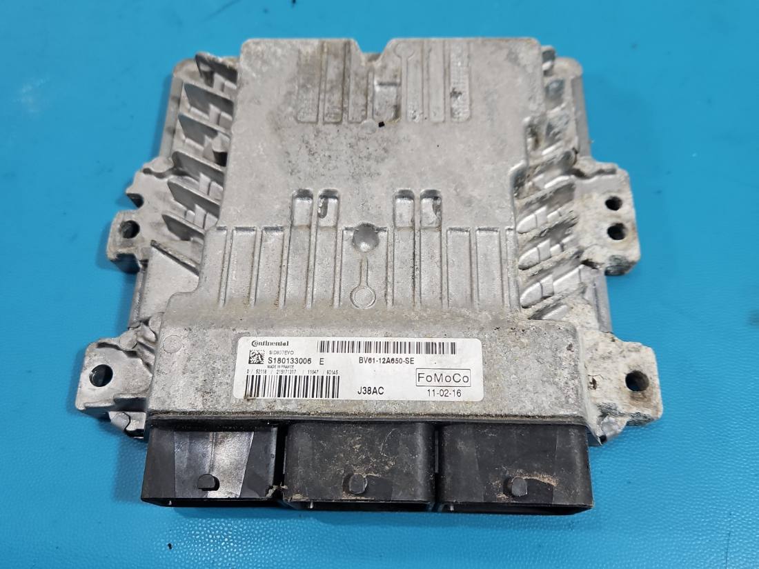 ЕБУ блок управління двигуна Ford Focus S180133006E — фото деталі 3