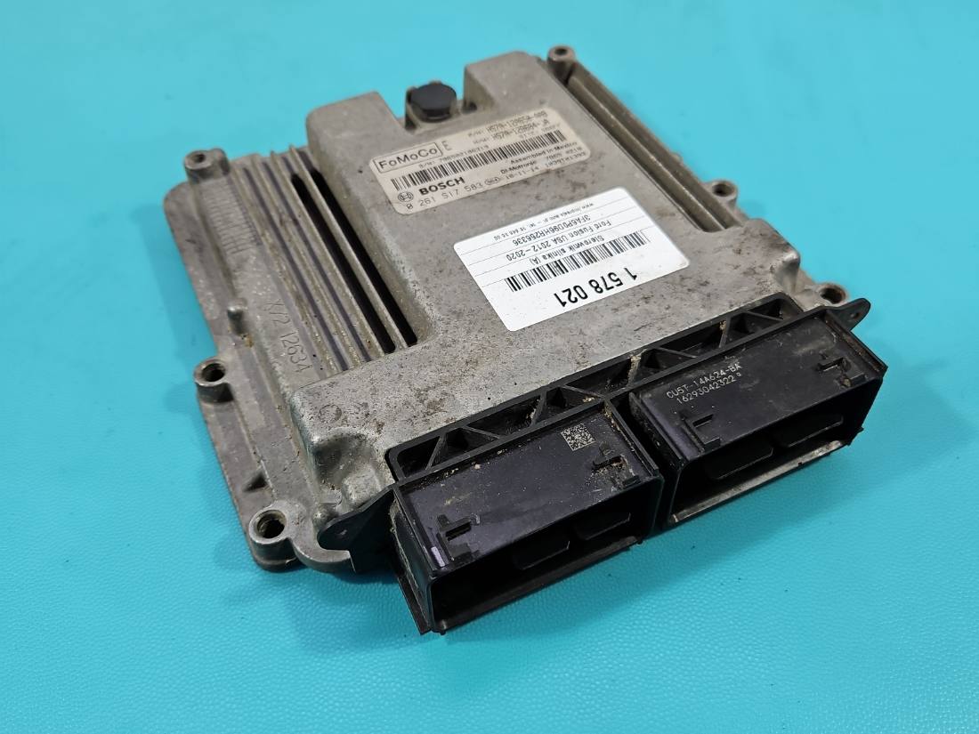 ЕБУ блок управління двигуна Ford Fusion 0261S17583