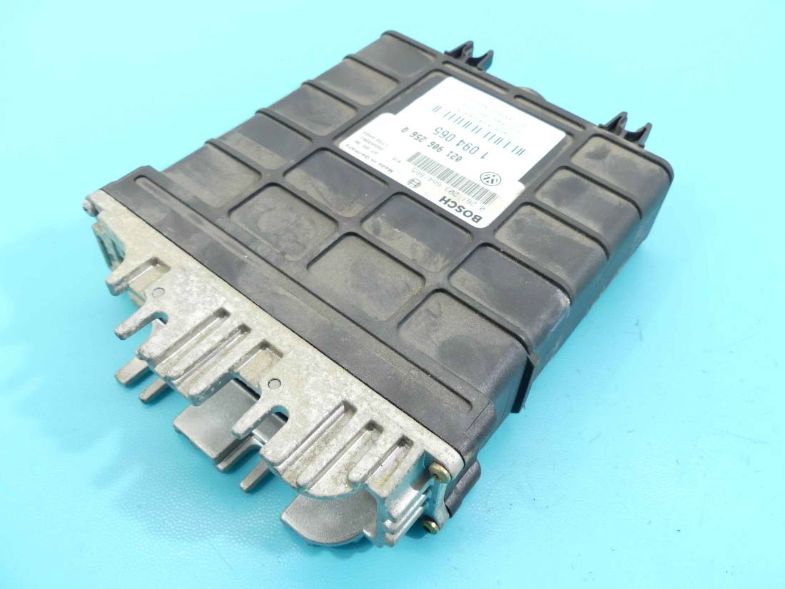 ЕБУ блок управління двигуна Ford Galaxy 0261203664