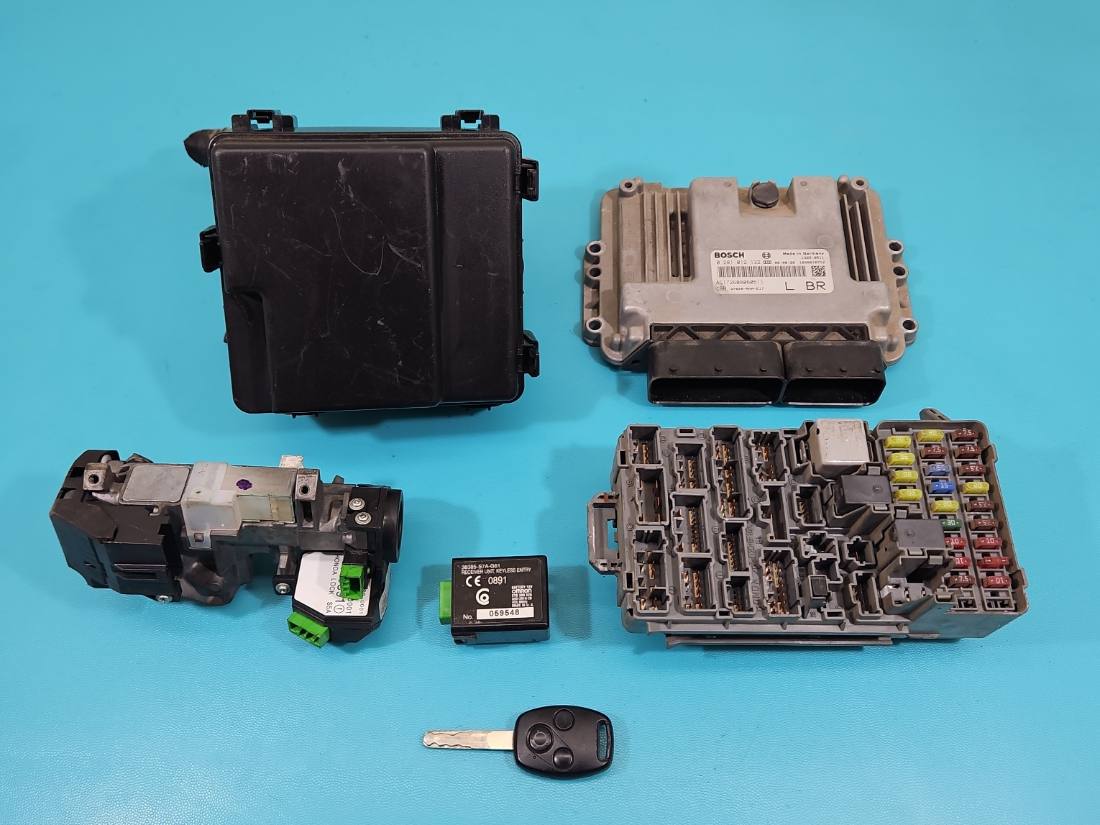 ЕБУ блок управління двигуна Honda CR-V 0281012132