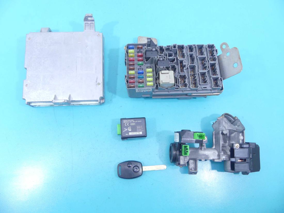 ЕБУ блок управління двигуна Honda Stream 37820-PNE-G05
