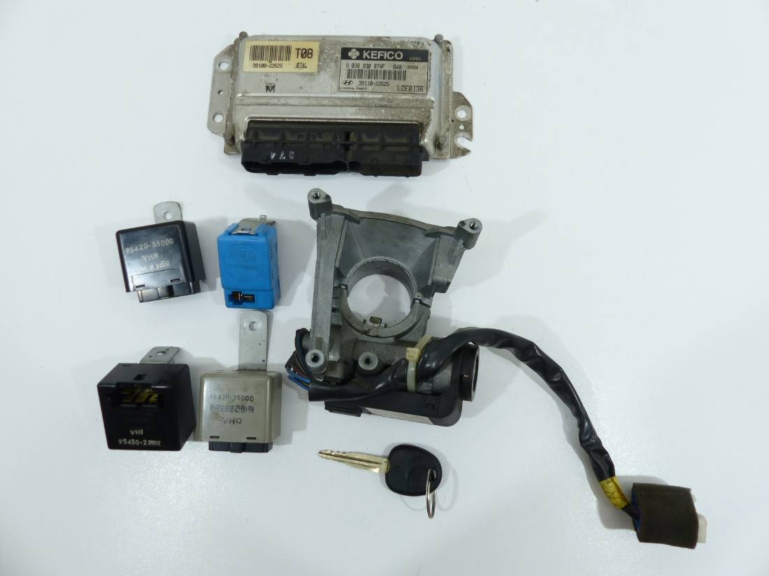 ЕБУ блок управління двигуна Hyundai Accent 39110-22525