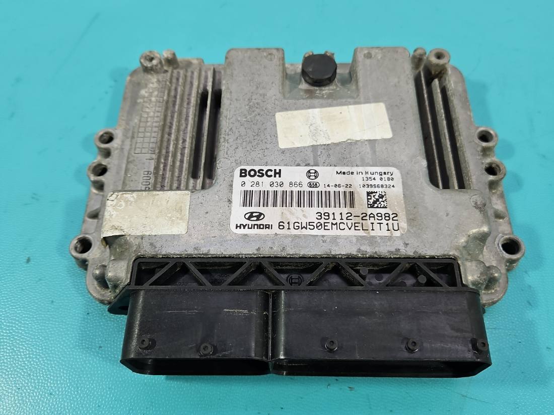 ЕБУ блок управління двигуна Hyundai I30 0281030866