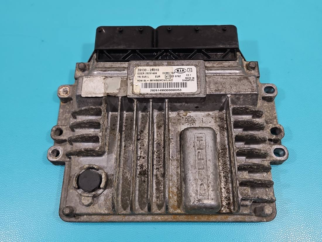 ЕБУ блок управління двигуна Kia Venga 39130-2A310