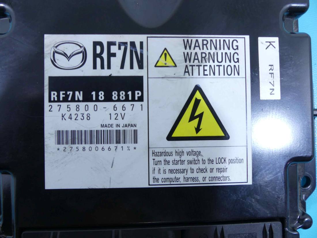 ЕБУ блок управління двигуна Mazda 5 RF7N18881P — фото деталі 2