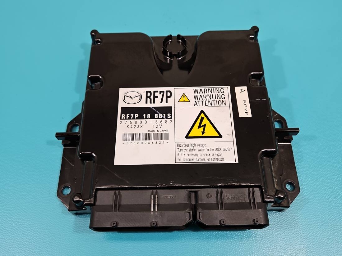 ЕБУ блок управління двигуна Mazda 5 275800-6682