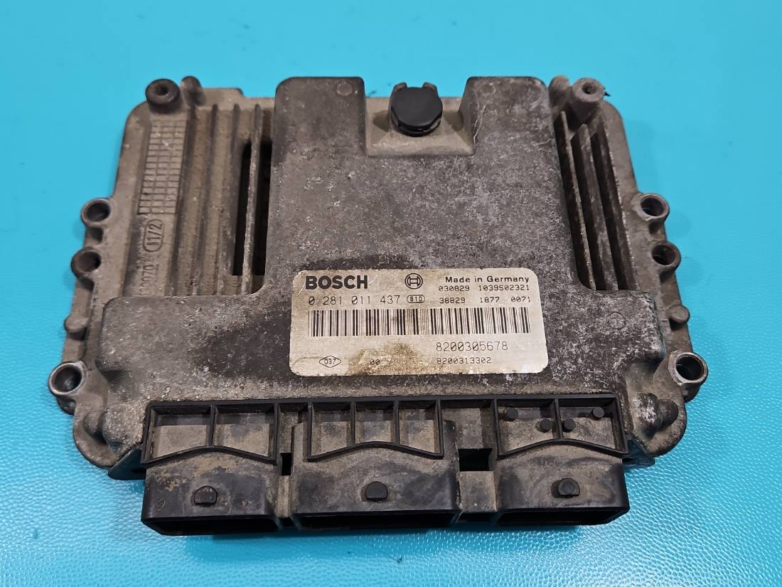 ЕБУ блок управління двигуна Nissan Primera 0281011437