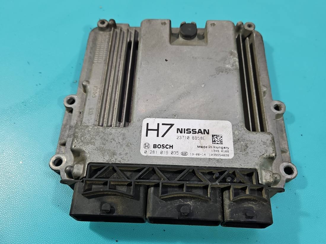 ЕБУ блок управління двигуна Nissan Qashqai 0281019035