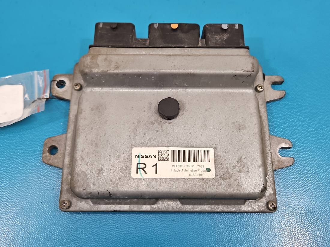 ЕБУ блок управління двигуна Nissan Tiida MEC900-030