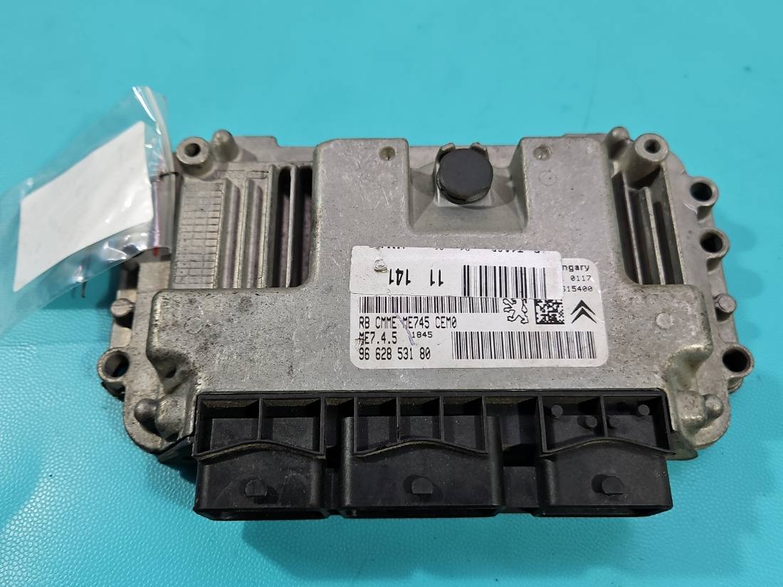 ЕБУ блок управління двигуна Peugeot 1007 9662853180