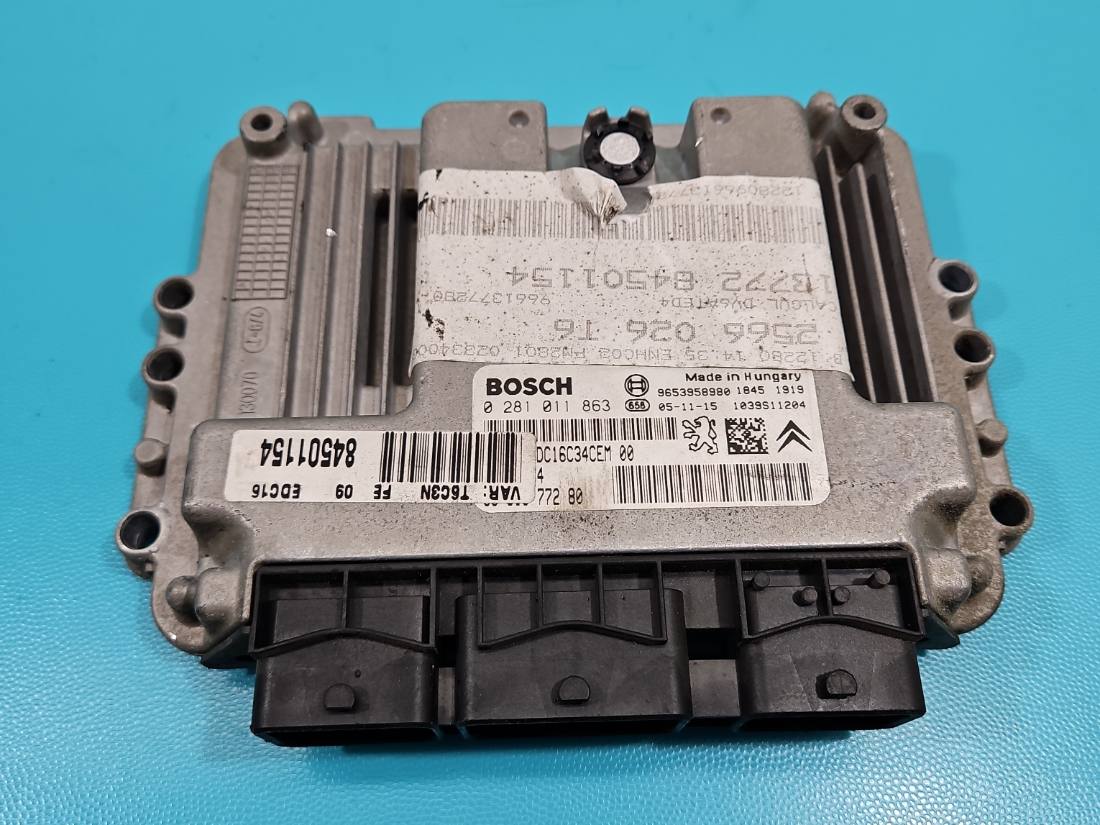 ЕБУ блок управління двигуна Peugeot 307 0281011863