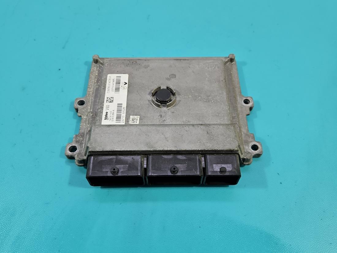 ЕБУ блок управління двигуна Renault Captur 237104736R