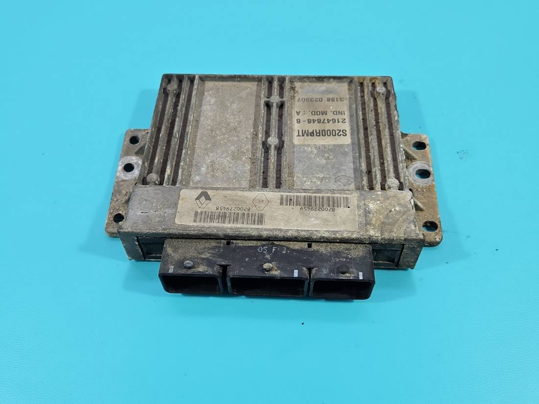 ЕБУ блок управління двигуна Renault Espace 8200279459