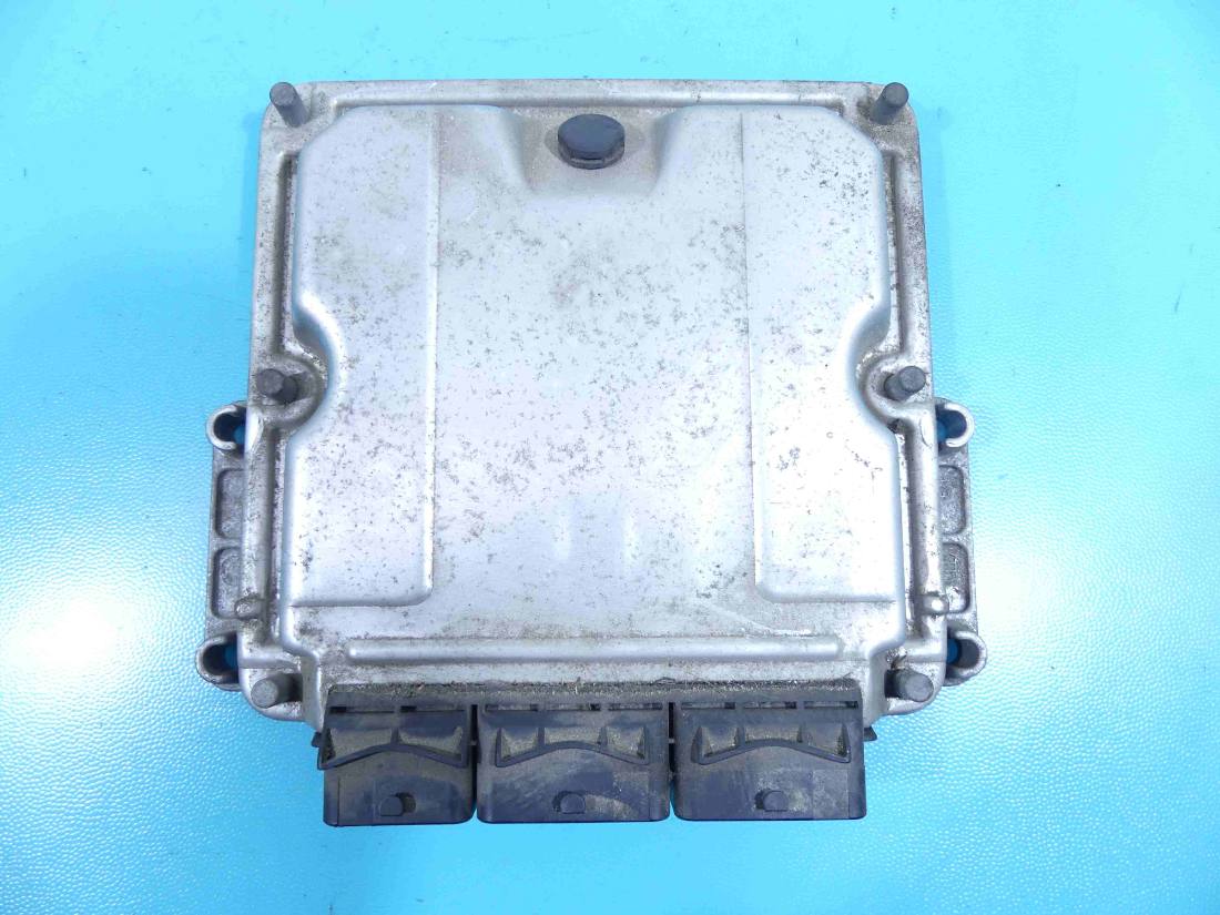 ЕБУ блок управління двигуна Renault Laguna 0281010297