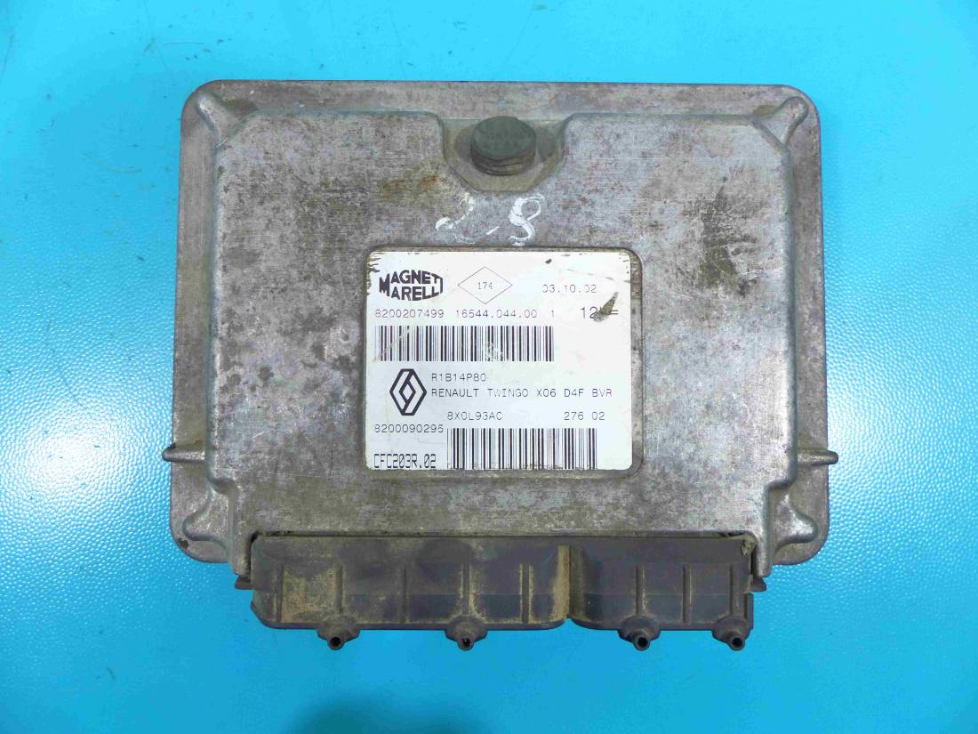 ЕБУ блок управління двигуна Renault Twingo 8200090295