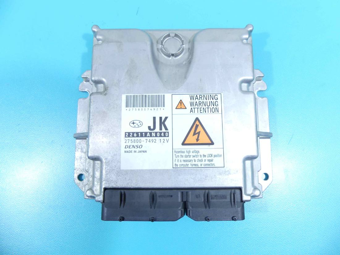 ЕБУ блок управління двигуна Subaru Legacy 275800-7492