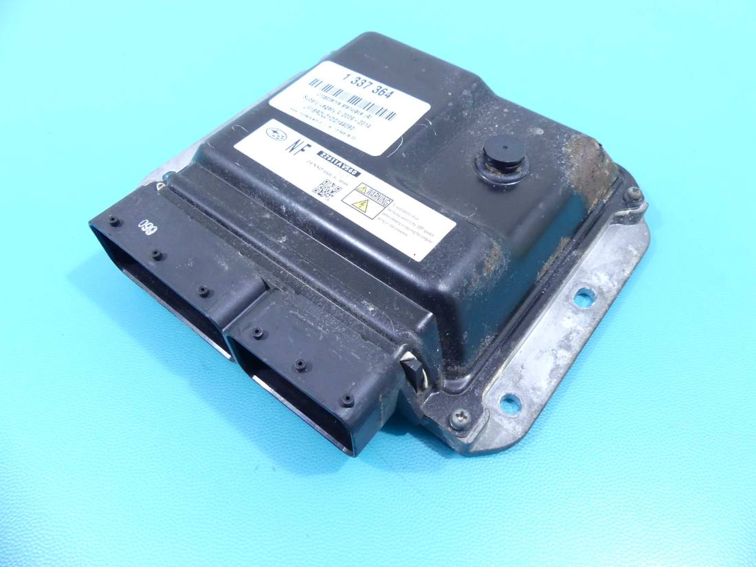 ЕБУ блок управління двигуна Subaru Legacy 275700-2221