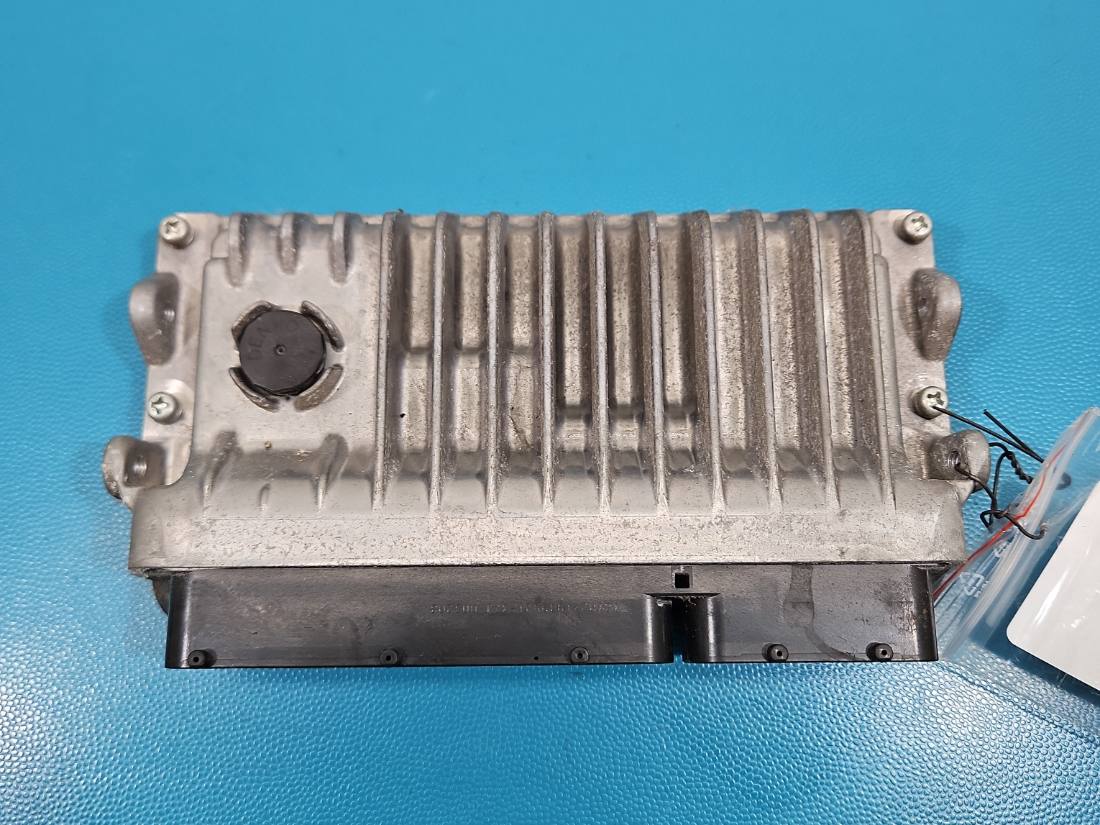 ЕБУ блок управління двигуна Toyota Auris 89666-02810