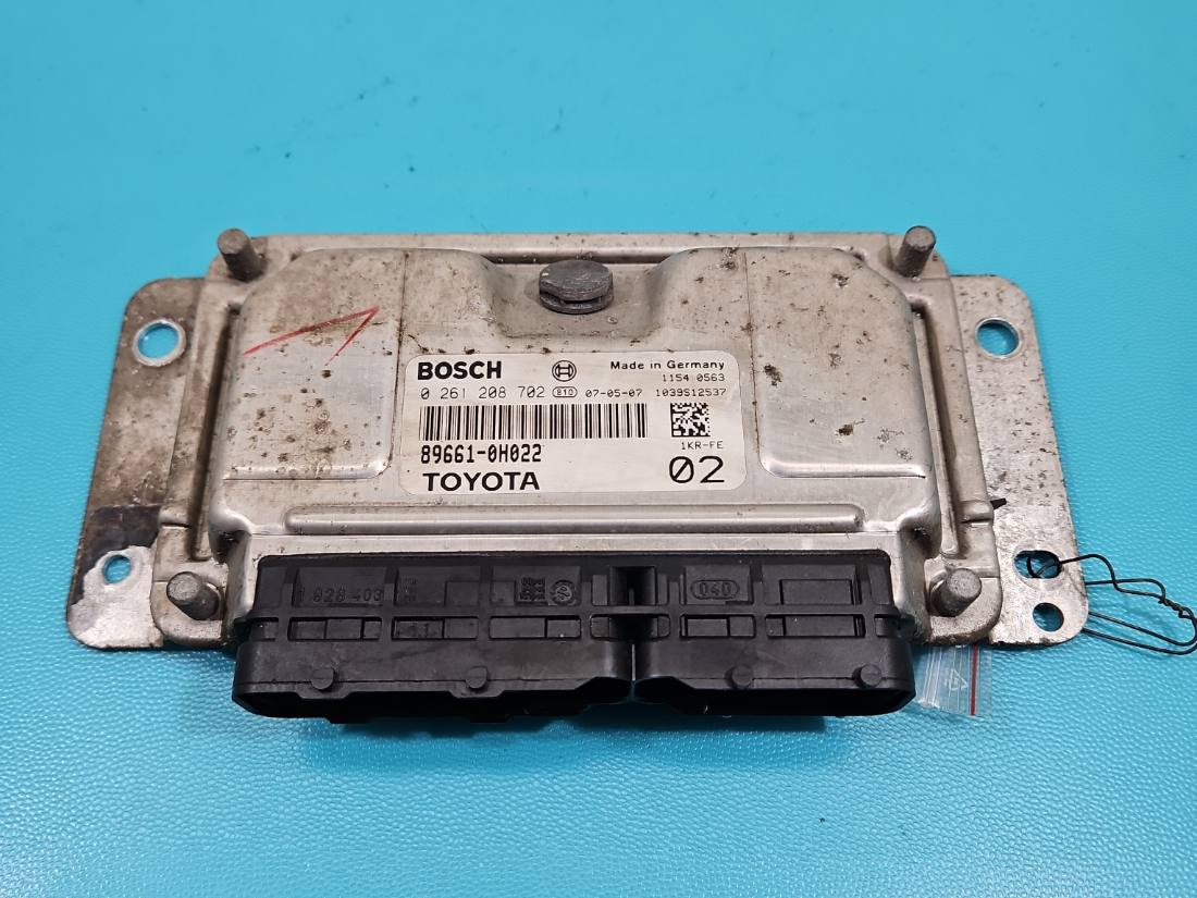 ЕБУ блок управління двигуна Toyota Aygo 0261208702