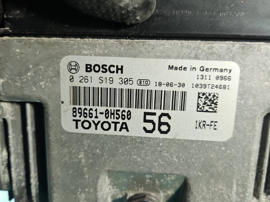 ЕБУ блок управління двигуна Toyota Aygo 89661-0H560 — фото деталі 2
