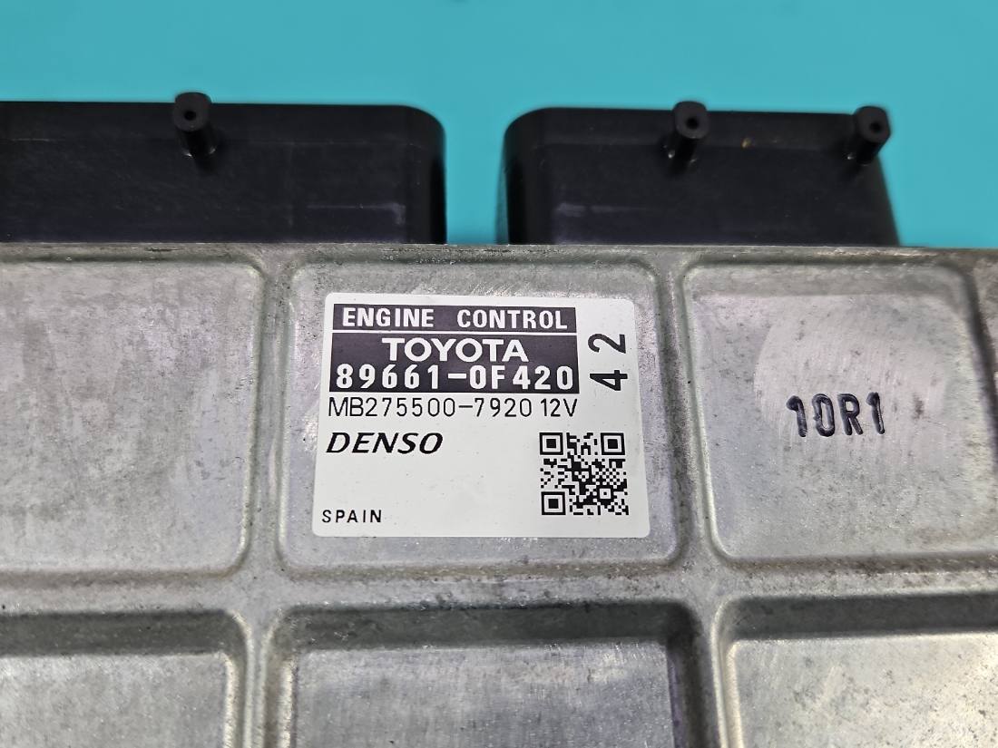 ЕБУ блок управління двигуна Toyota Verso 89661-0F420 — фото деталі 2