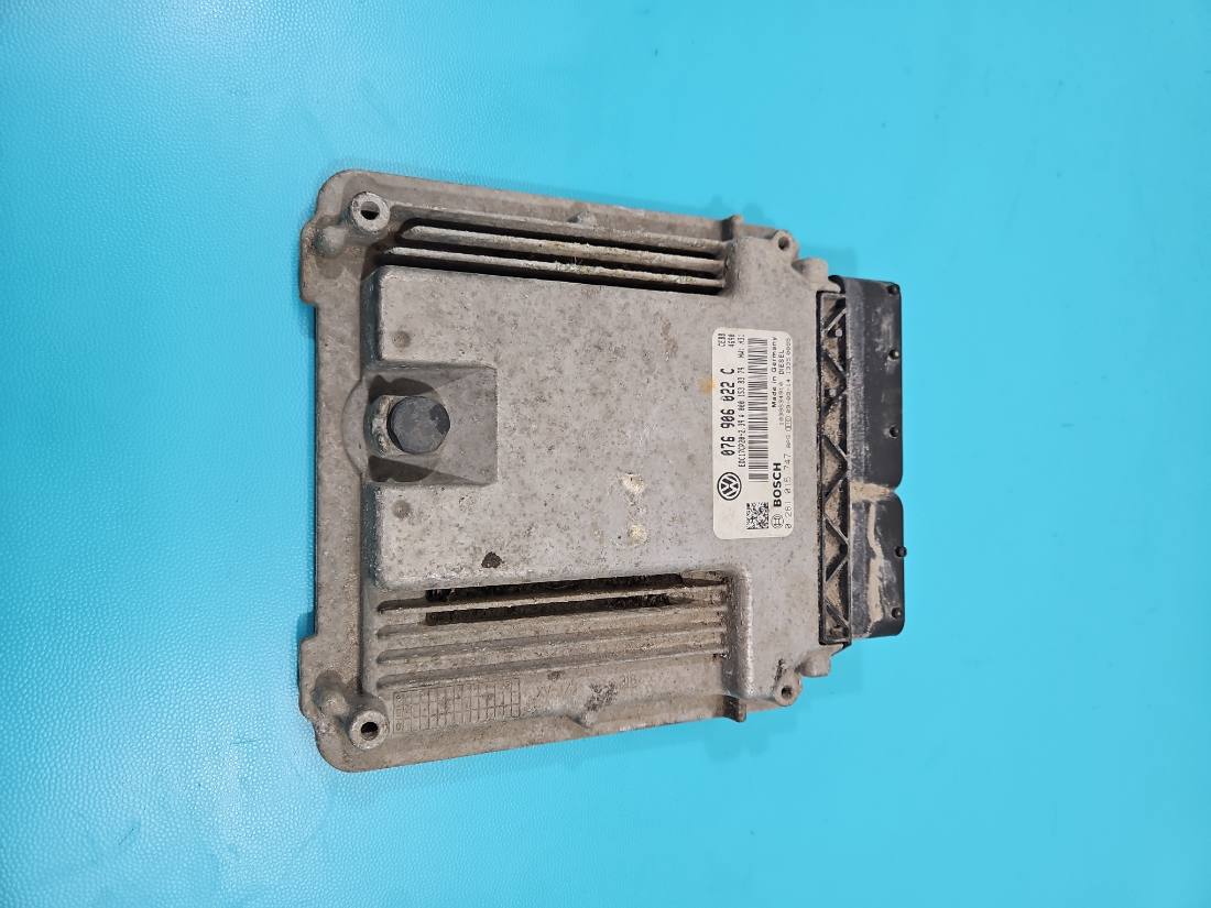 ЕБУ блок управління двигуна Volkswagen Crafter 076906022C