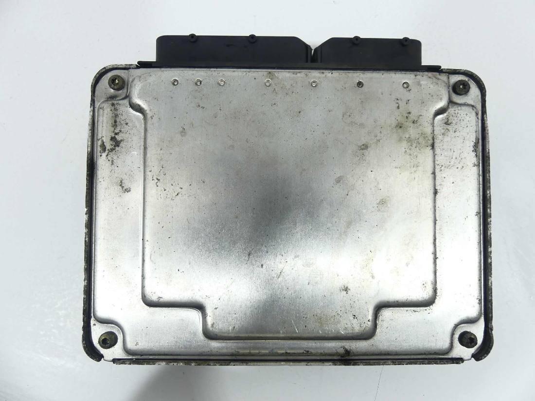 ЕБУ блок управління двигуна Volkswagen Polo 0281010108