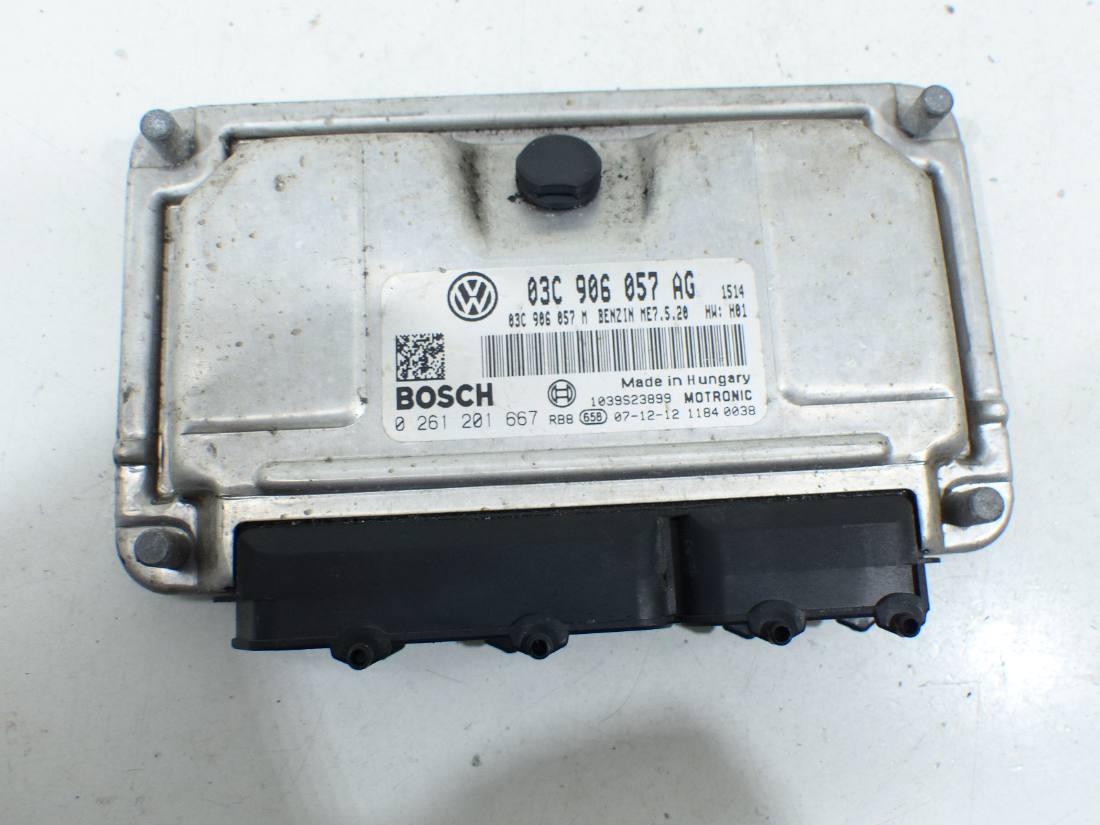 ЕБУ блок управління двигуна Volkswagen Polo 03C906057AG