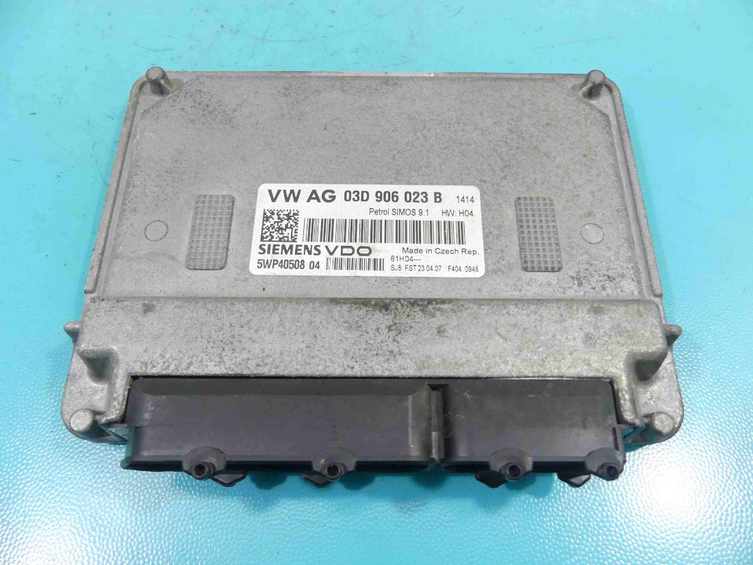 ЕБУ блок управління двигуна Volkswagen Polo 03D906023B