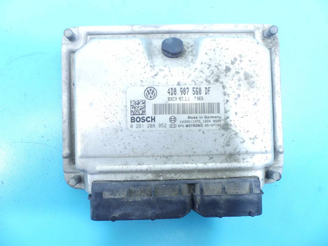 ЕБУ блок управління двигуна Volkswagen Touareg 4D0907560DF