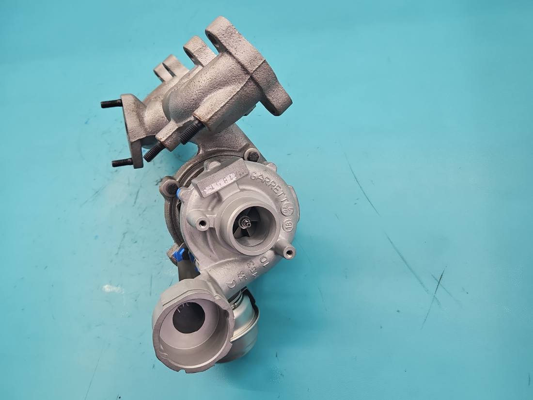 Турбіна турбокомпресор Audi A3 8P 751851-3