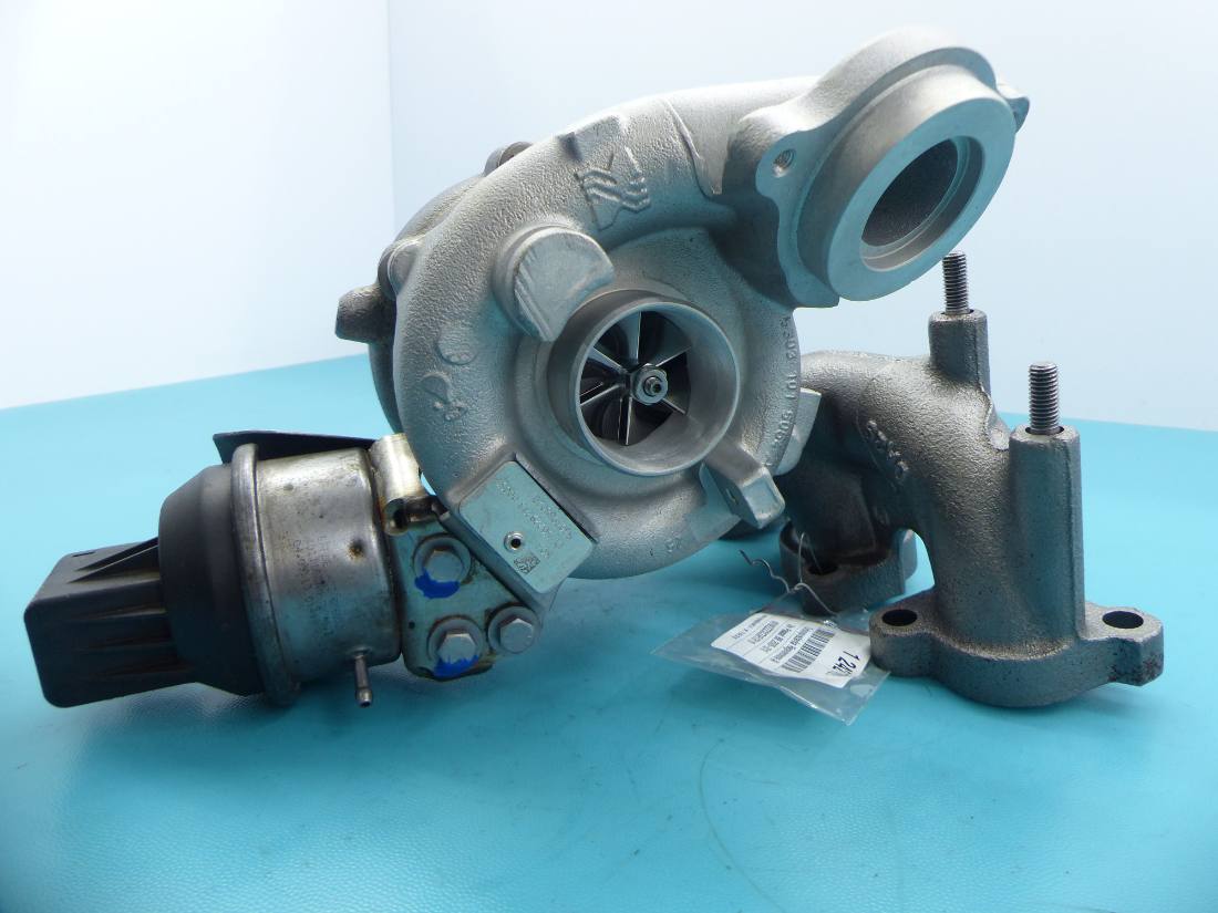Турбіна турбокомпресор Volkswagen Passat B6 53039880207