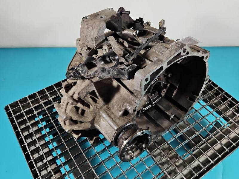 КПП Коробка передач Skoda Octavia 4 UWT