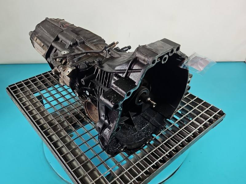 КПП Коробка передач Audi A4 B6 HCF