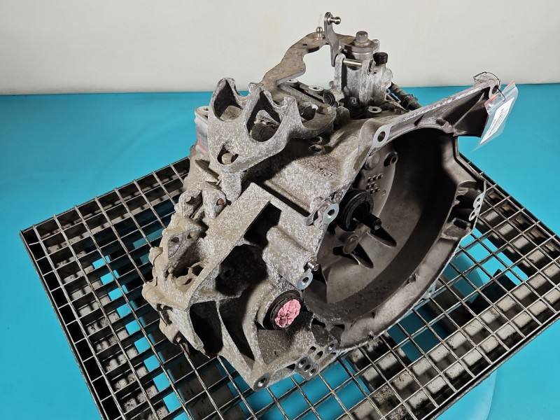 КПП Коробка передач Opel Astra K M24