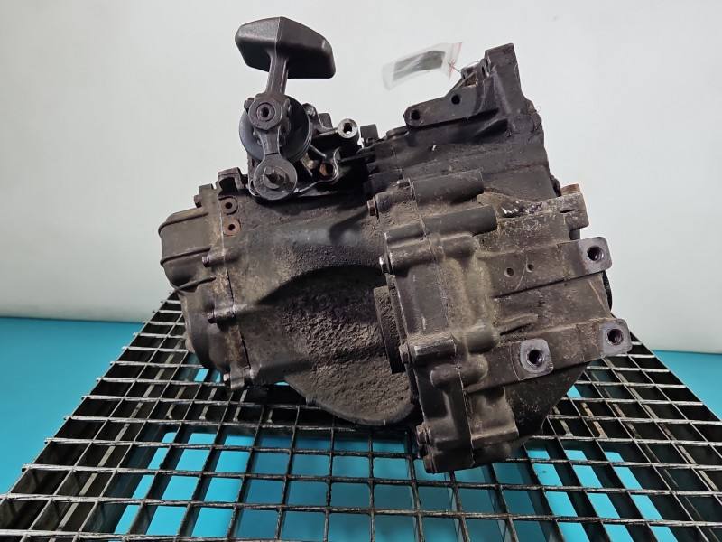 КПП Коробка передач Toyota Avensis T25 31115-05010 — фото деталі 6