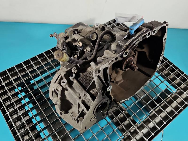 КПП Коробка передач Renault Clio JH3 185