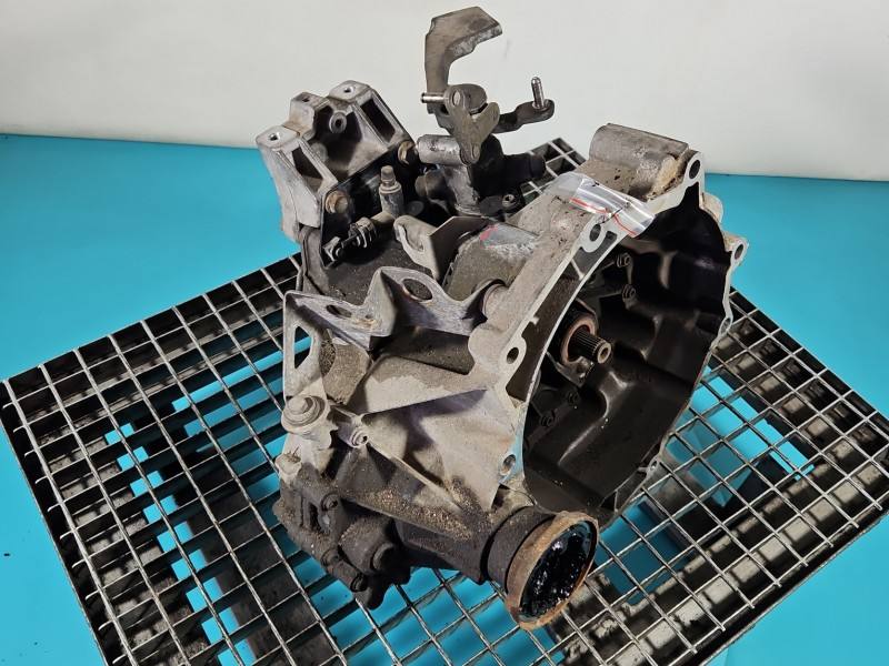 КПП Коробка передач Volkswagen Golf 5 FXQ