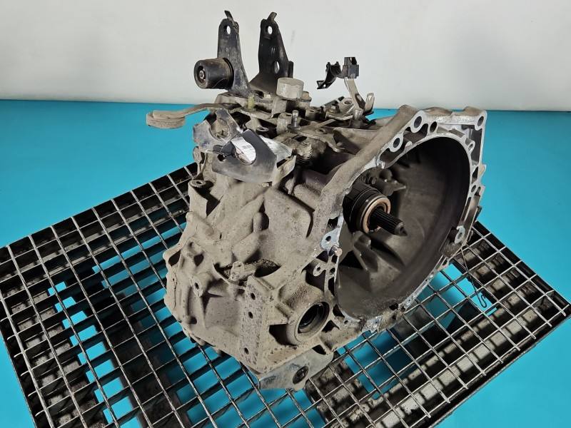 КПП Коробка передач Toyota Yaris 3 31115-0D090