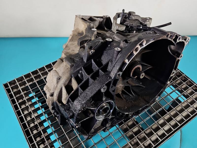 КПП Коробка передач Ford Kuga AV4R-7002-BB