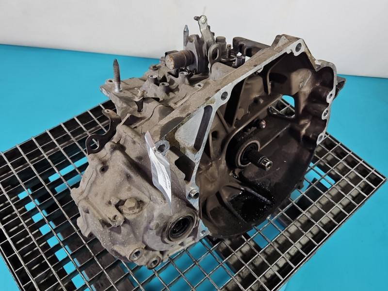 КПП Коробка передач Honda FR-V JTW5