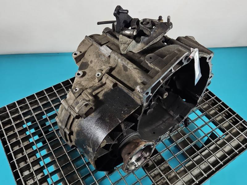 КПП Коробка передач Skoda Octavia 3 PFN