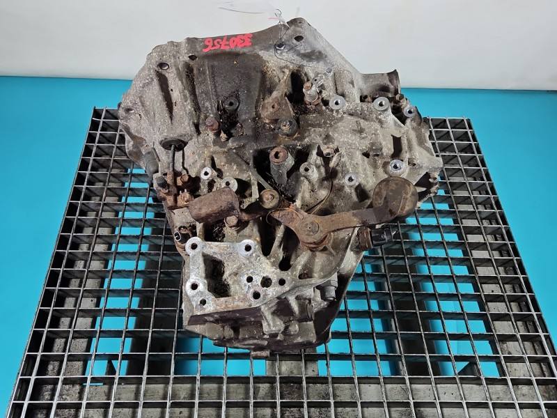 КПП Коробка передач Toyota Avensis T27 31115-05020 — фото деталі 7